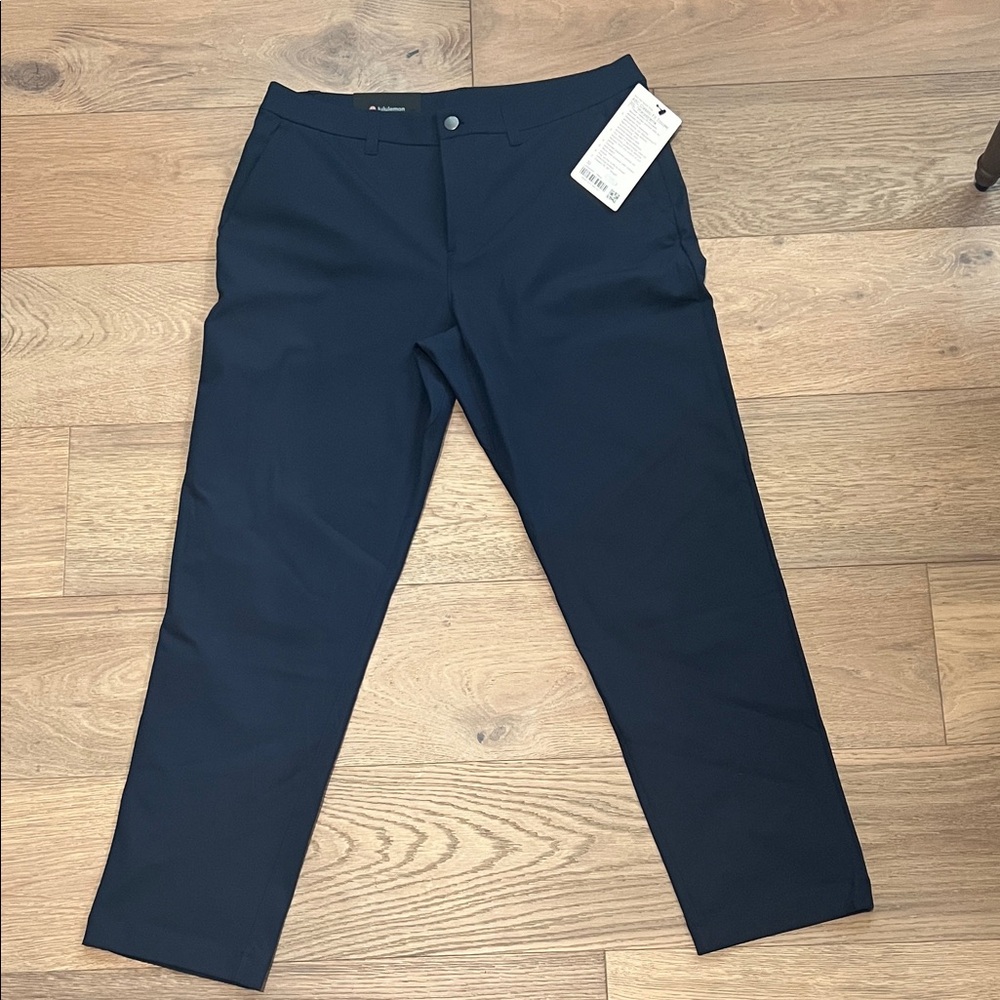 Lululemon Athletica Men's Dark Blue Chinos